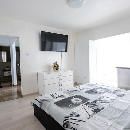 Apartament Central Târgu Jiu Extérieur photo