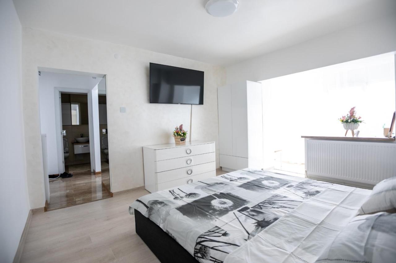 Apartament Central Târgu Jiu Extérieur photo